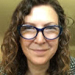 Meet your Posher, Dana